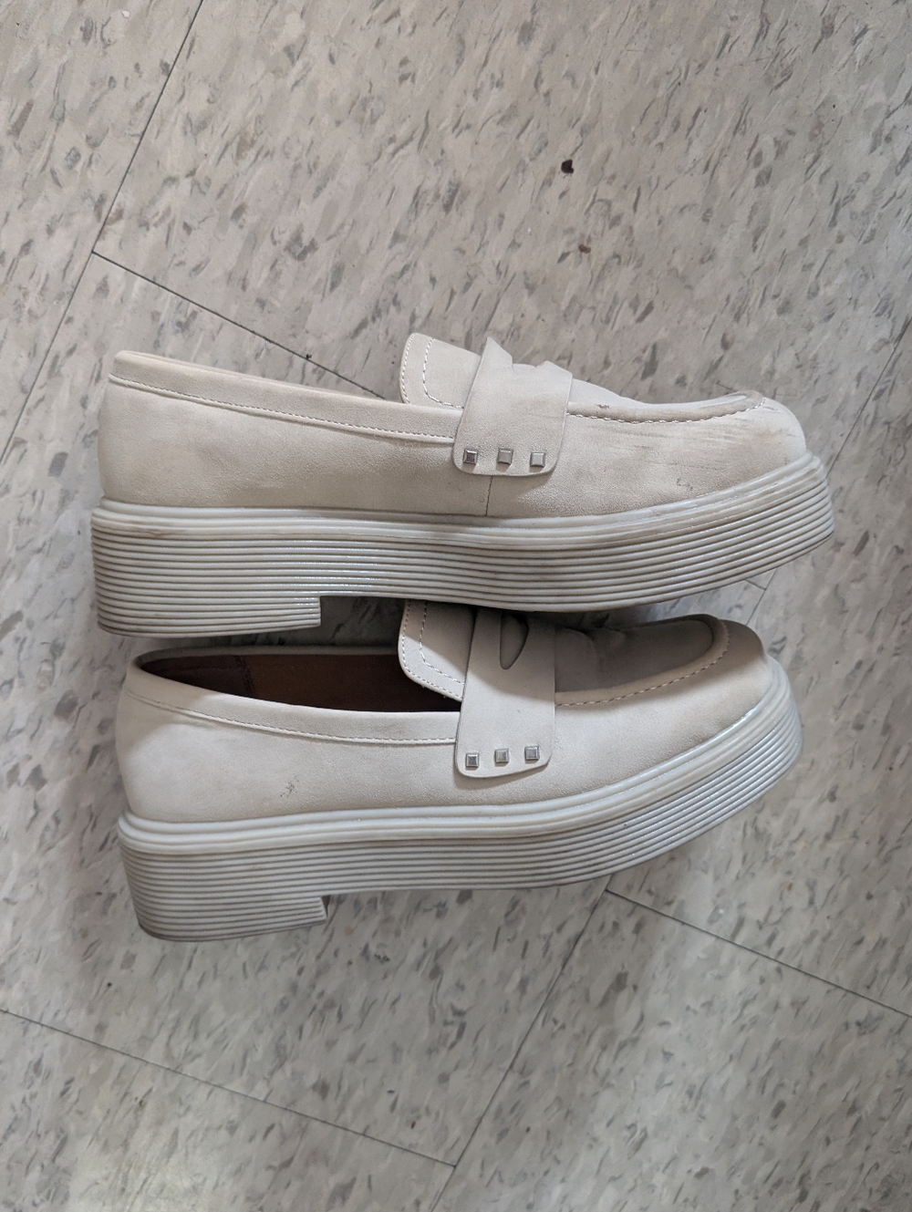 Women's LIMITLESS Call It Spring Cream Platform Loafers - Picture 1 of 6